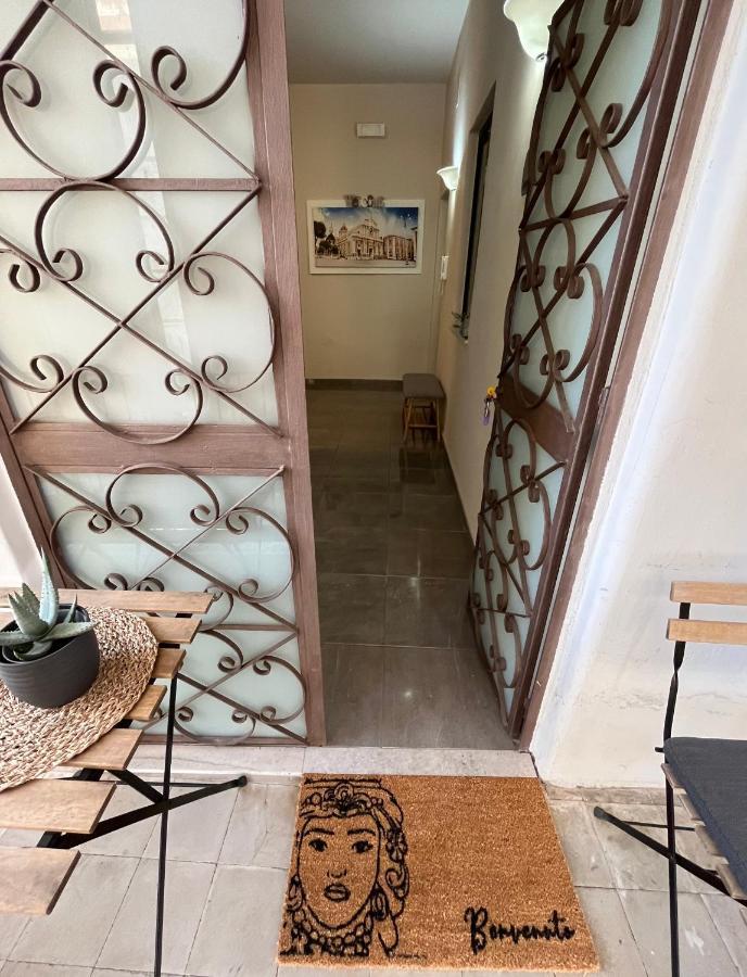 Mita Apartments Катанія Екстер'єр фото